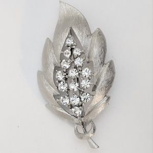 Vintage JJ Rhinestone Leaf Brooch Pin